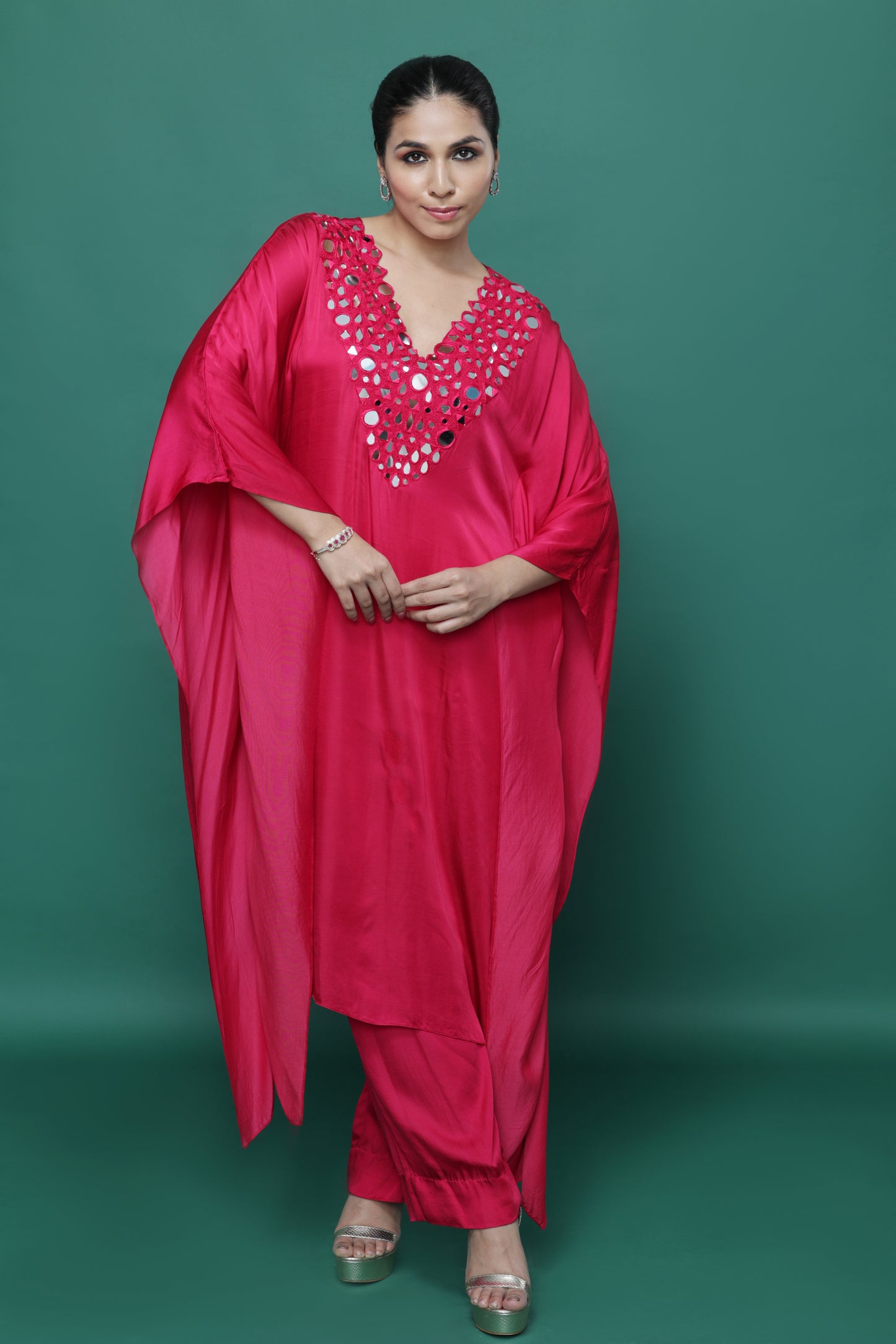 Nura Kaftan Set